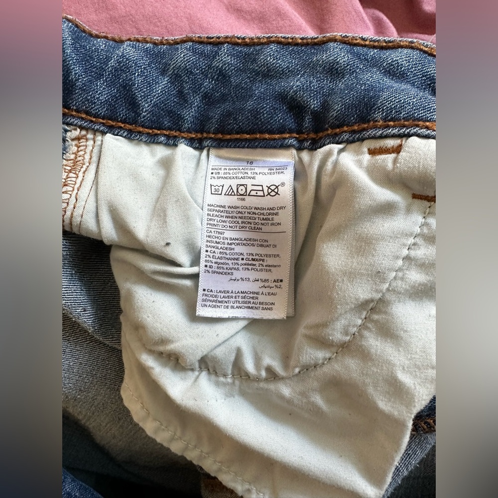 Old Navy Distressed Straight 16 Jeans - Picture 2 of 3